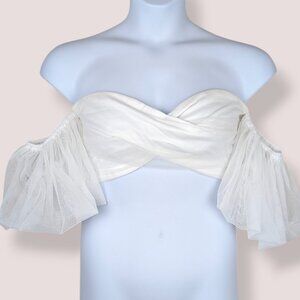 Faeriesty White Off-Shoulder Puff Sleeve Crop Top